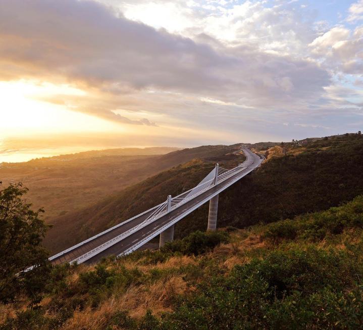 Expertise et contrôle extérieur de structure métallique La Réunion